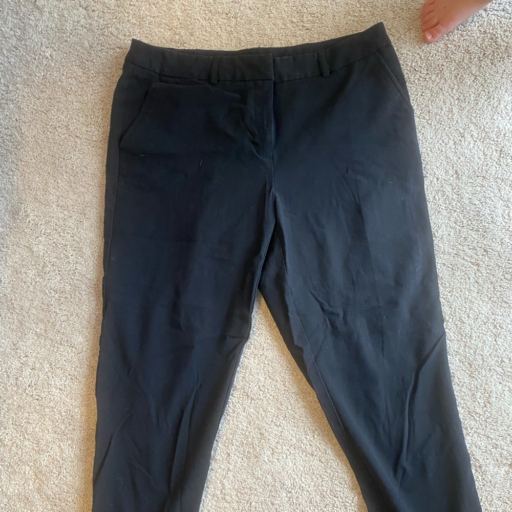 George. Size 10. Cropped pant